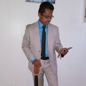 Meet your Posher, Leonis